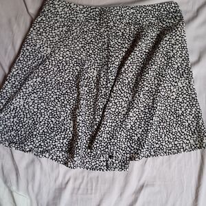 ✨️BOGO SALE ✨️Black and White Polka Dot Skirt